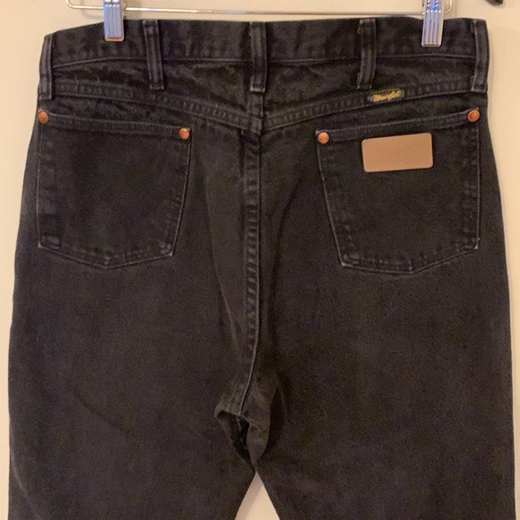 WRANGLERS- Vintage Men’s black wash denim -size 34x34 - Picture 2 of 9